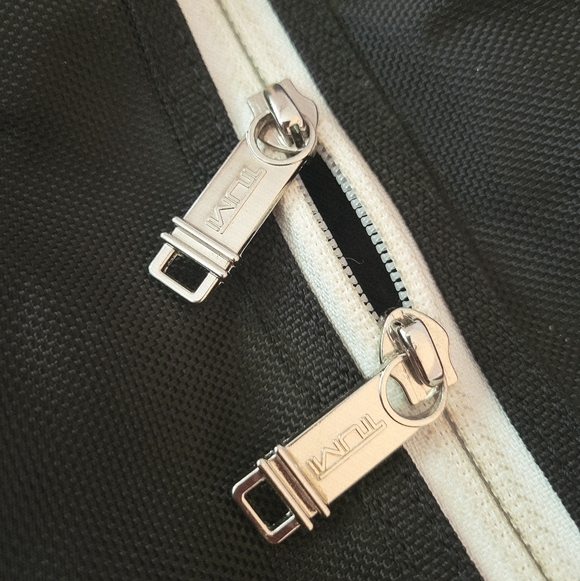 Tumi Alpha Bravo Essential Duffle Bag - Picture 6 of 14